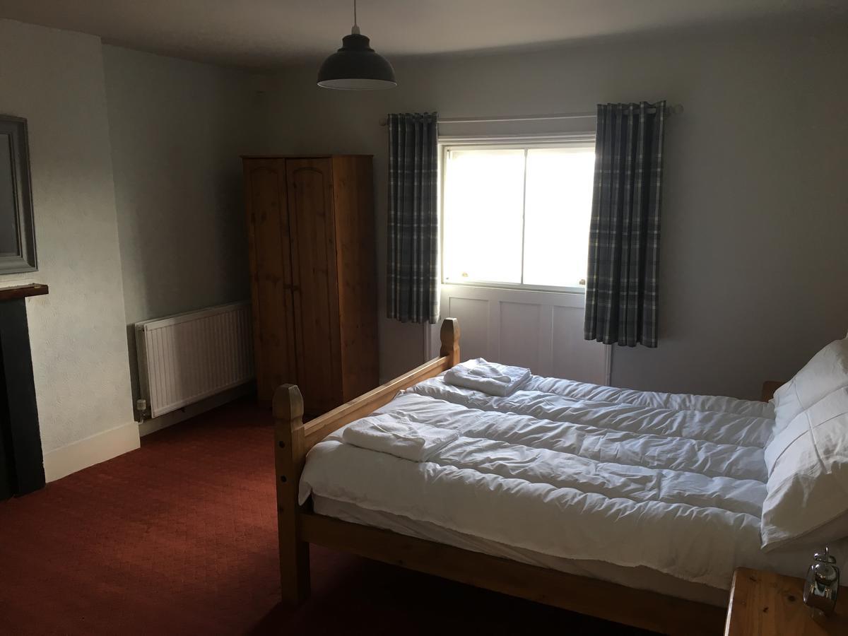 The Cross Keys Hotel Llanymynech Luaran gambar